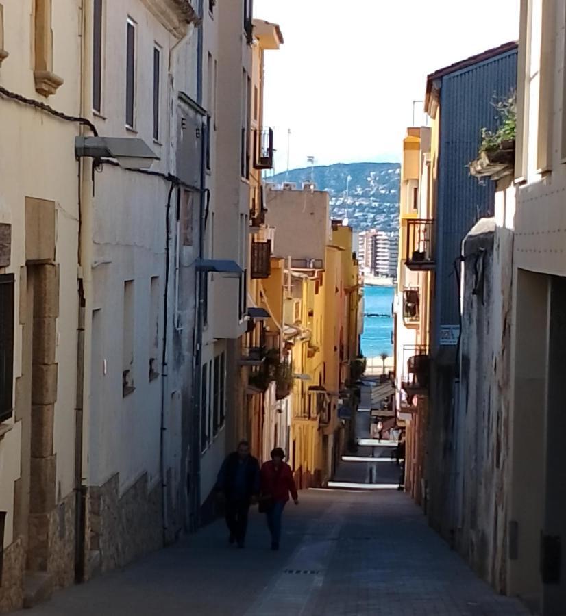 Pis pràctic i agradable sobre la Marina Palamós Apartamento Exterior foto